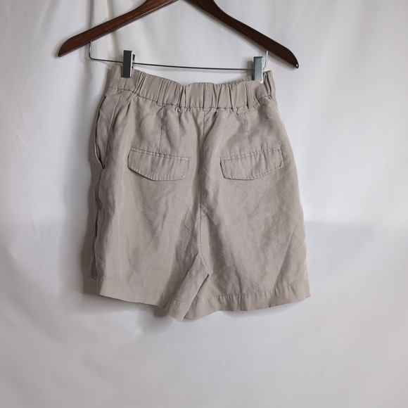 DYNAMITE Pleated Bermuda Boy Shorts, Size XS, classic stone beige - Picture 2 of 9